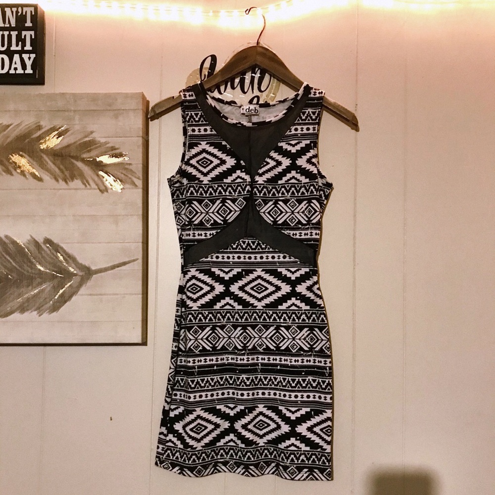 Deb dress size small